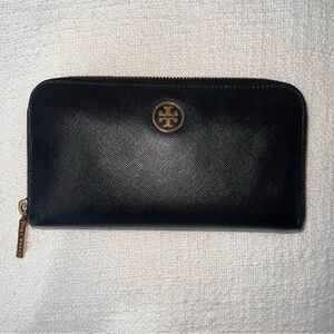 Tory Burch wallet